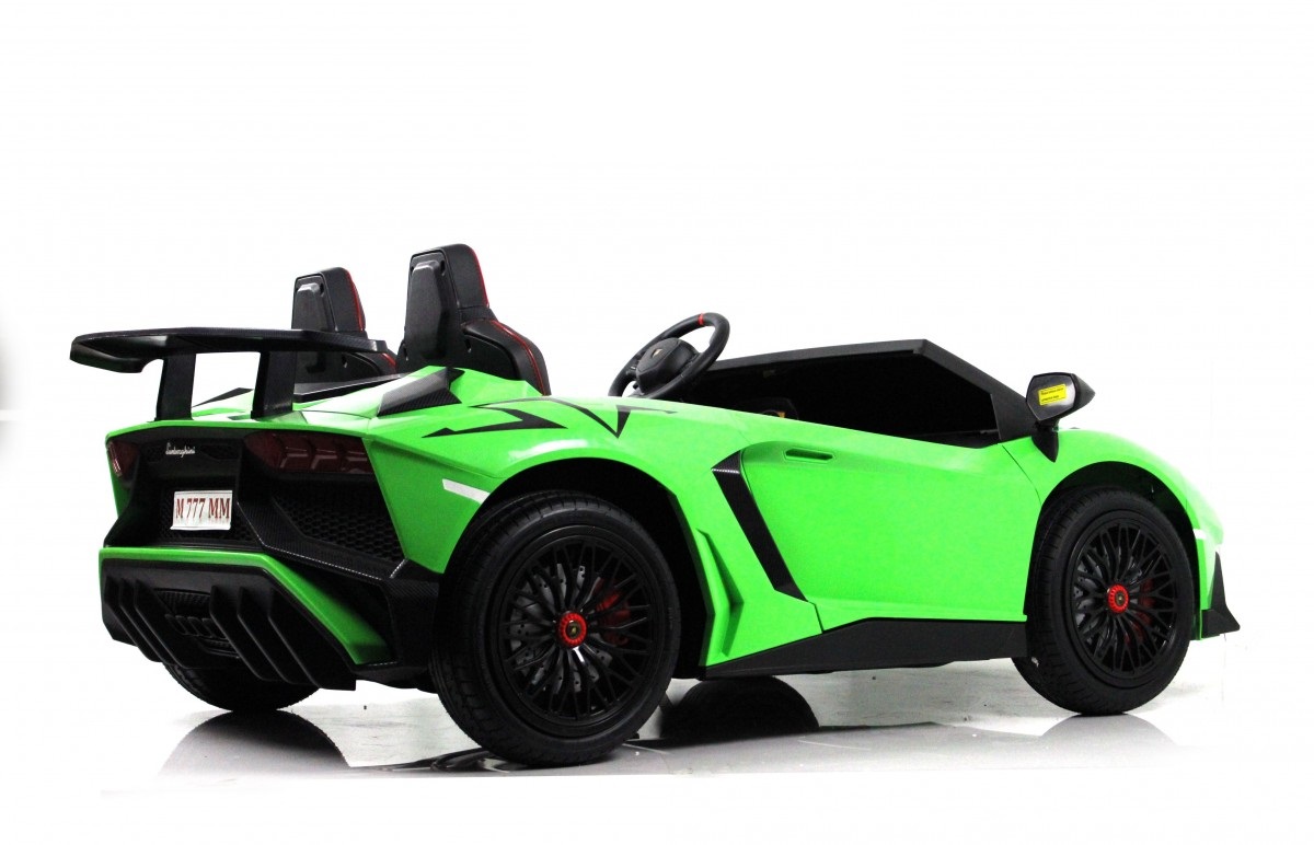 Электромобиль RiverToys Lamborghini Aventador SV M777MM (Белый)