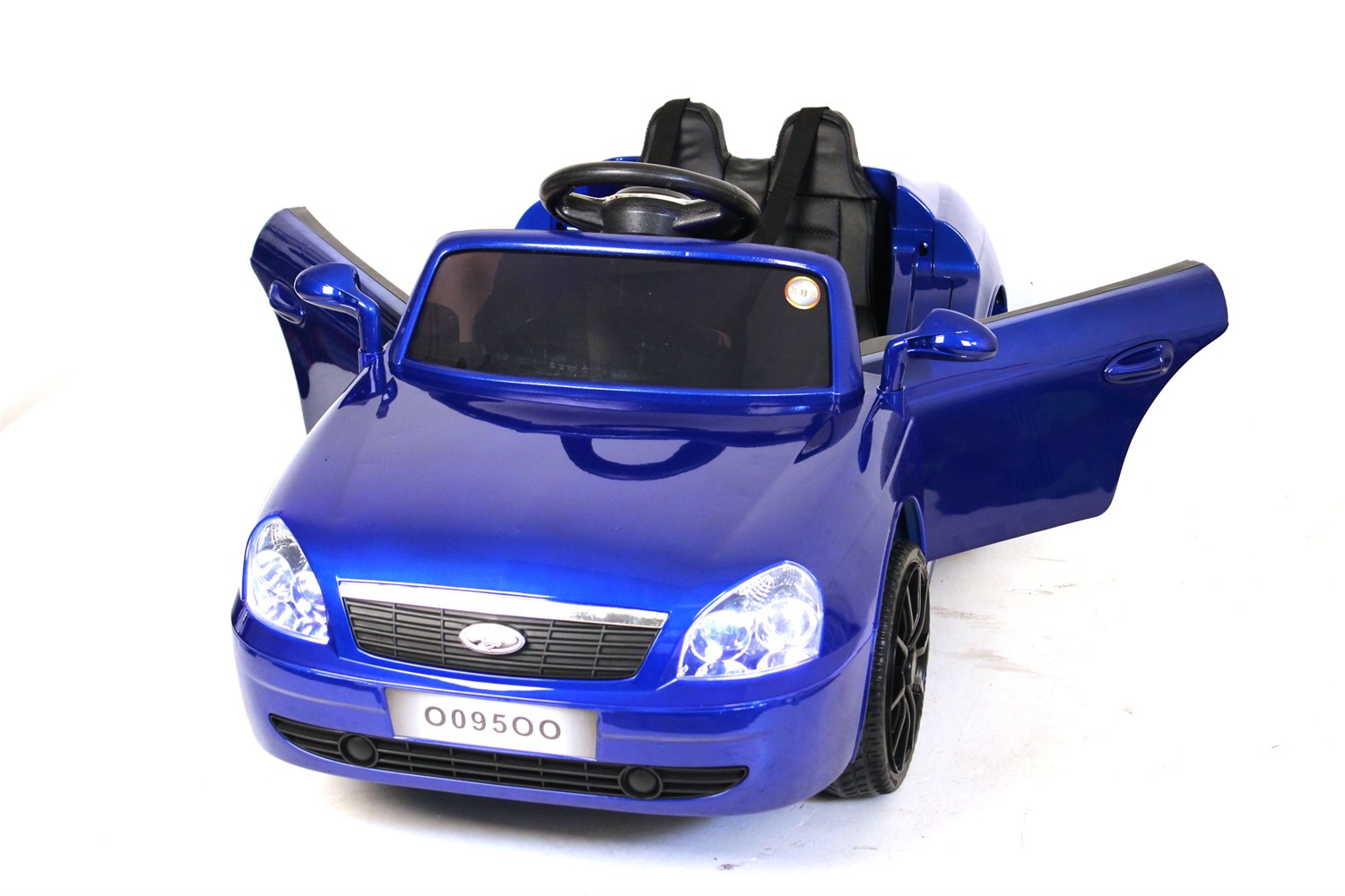 Электромобиль RiverToys Lada Priora O095OO купить в магазине Жирафик