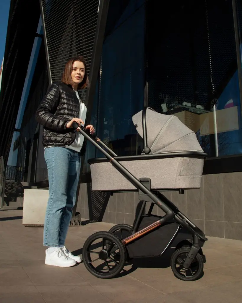 Почему родители выбирают коляски Carrello — Обзоры и советы, блог  интернет-магазина Жирафик.рф